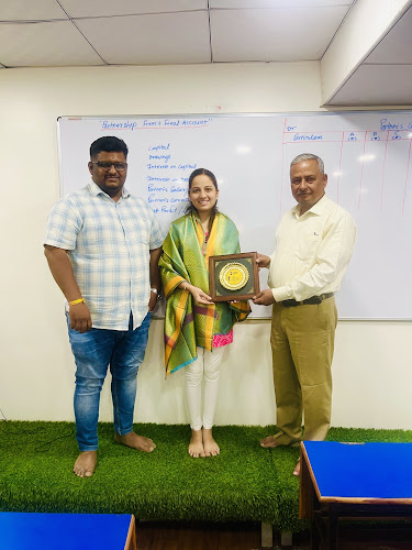 TODMAL COMMERCE ACADEMY — Coaching center